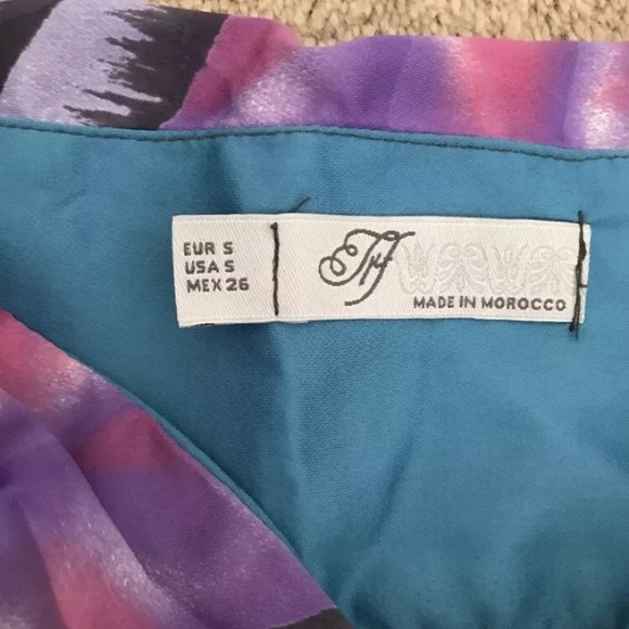 Zara Floral Dress - Picture 4 of 4